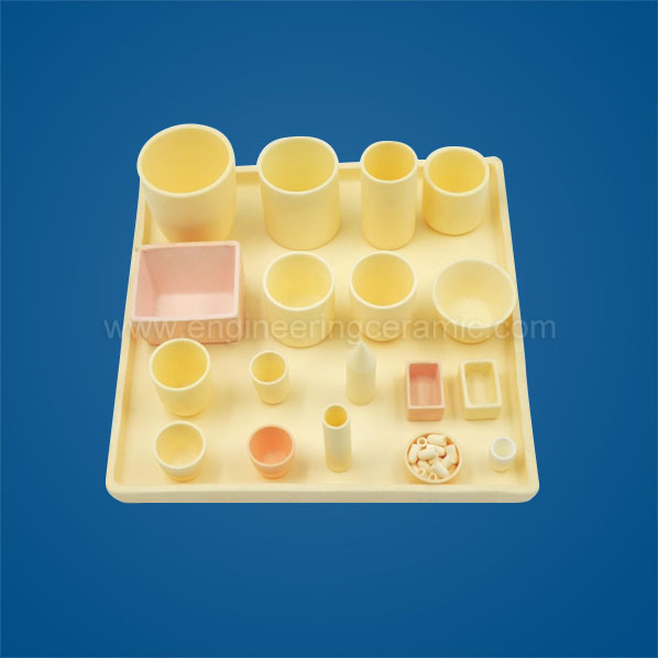 Perché scegliere gli articoli da laboratorio in ceramica di allumina per le vostre esigenze di laboratorio?